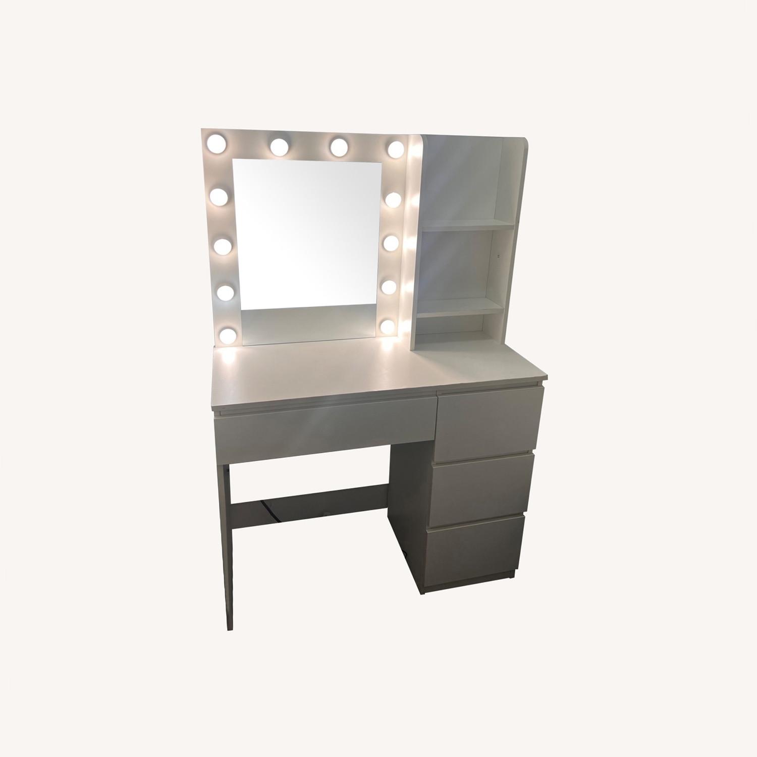 Vanity - LED Lights - image-0