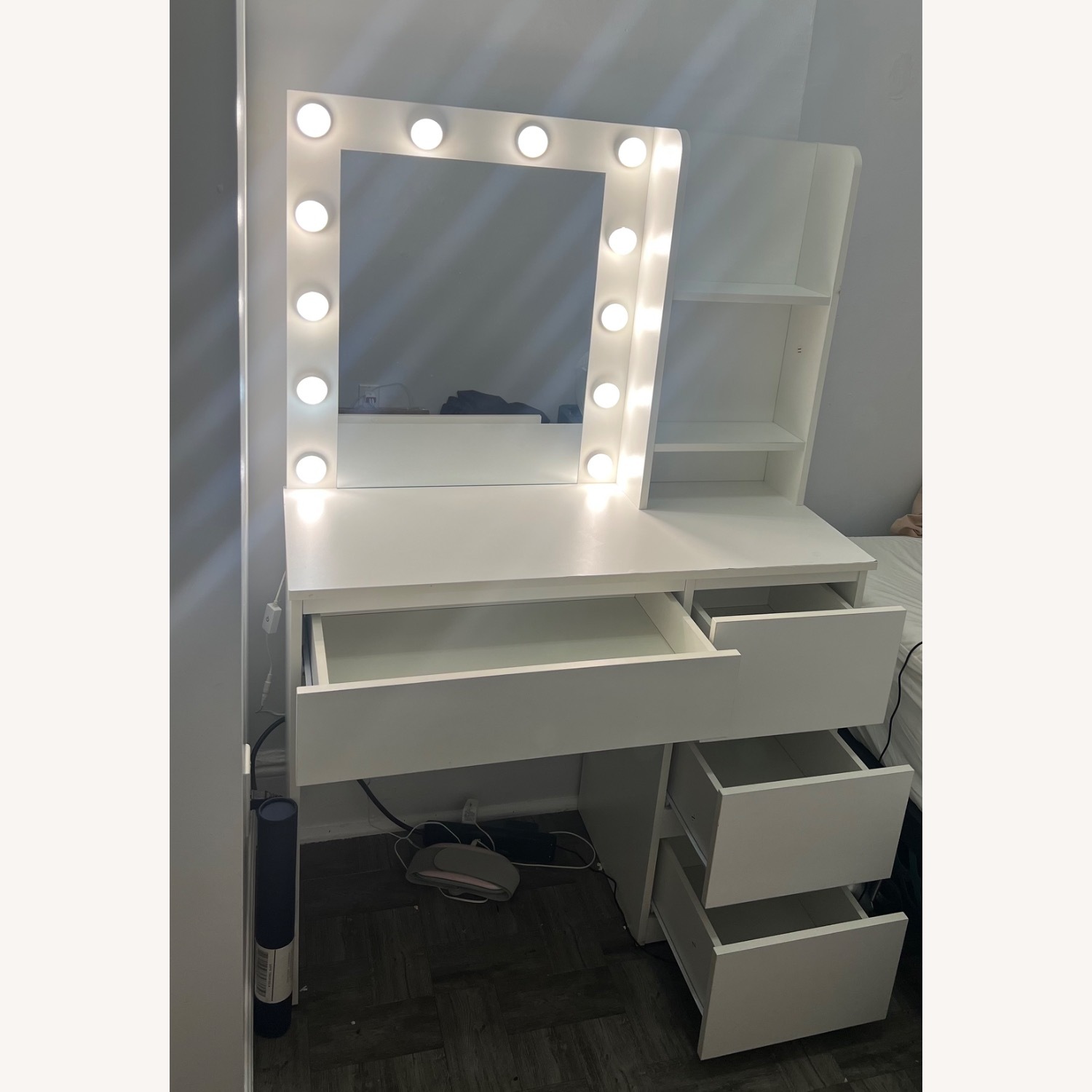 Vanity - LED Lights - image-3