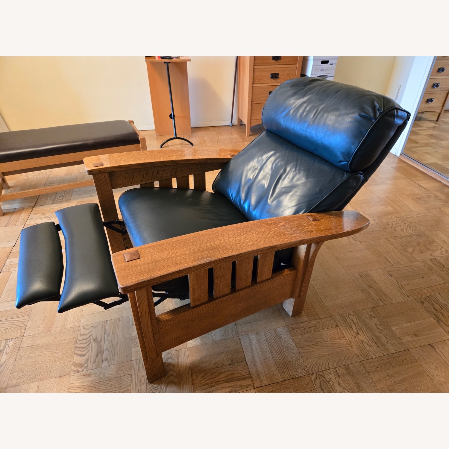 Stickley Classic Recliner - image-2