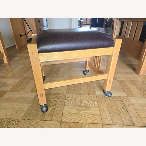 Used Stickley Mission Stool for sale on AptDeco