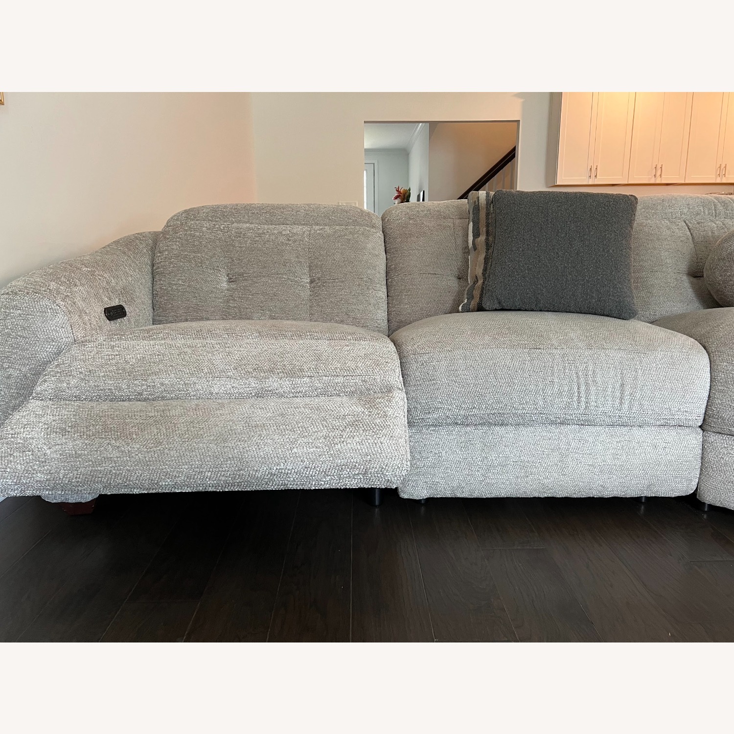 Carson 5-pc. Dual Power Reclining Sectional - image-7