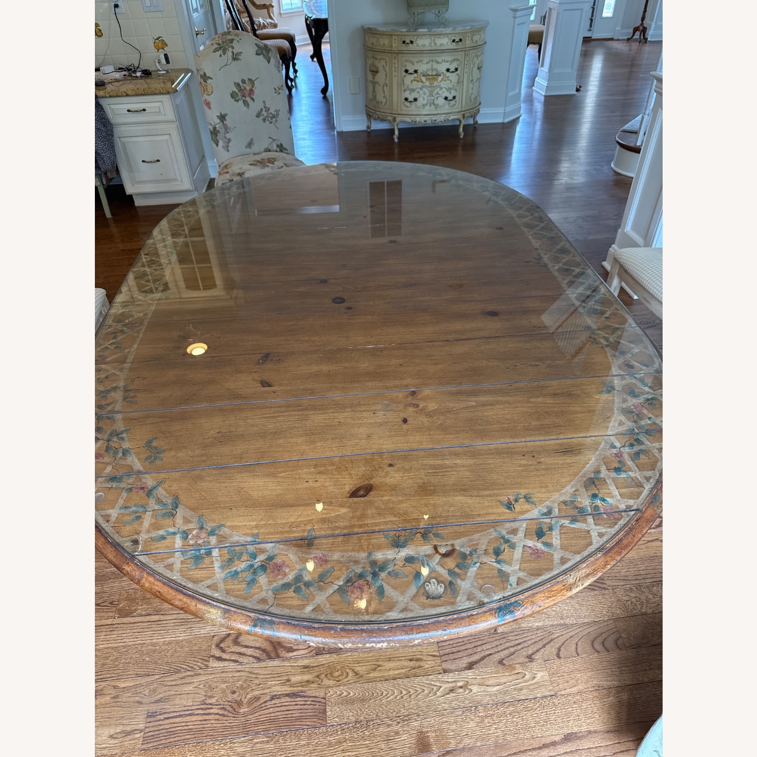 Kitchen Table - image-1