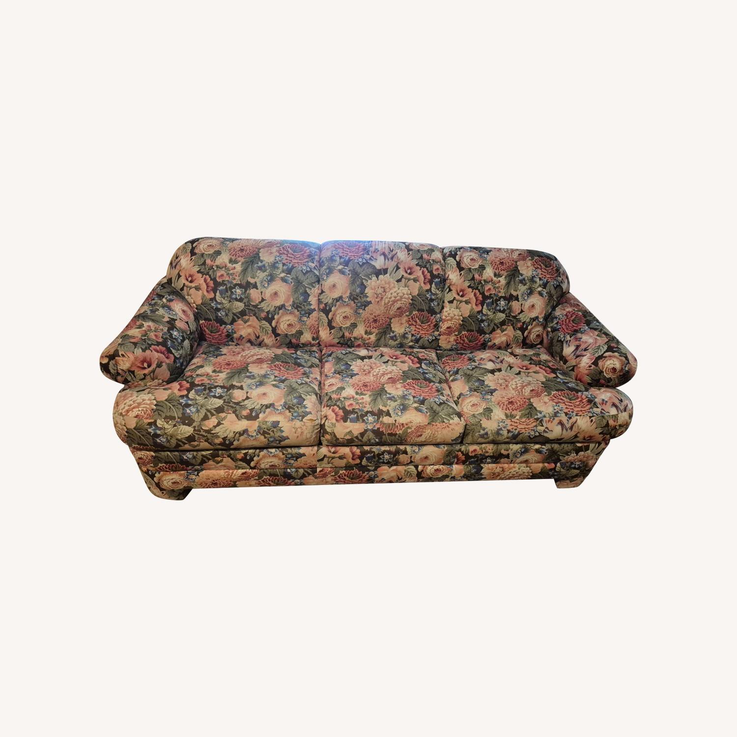 Charming Vintage Antique Sofa - image-0