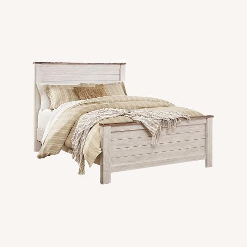 Used Willowton Queen Panel Bed  for sale on AptDeco