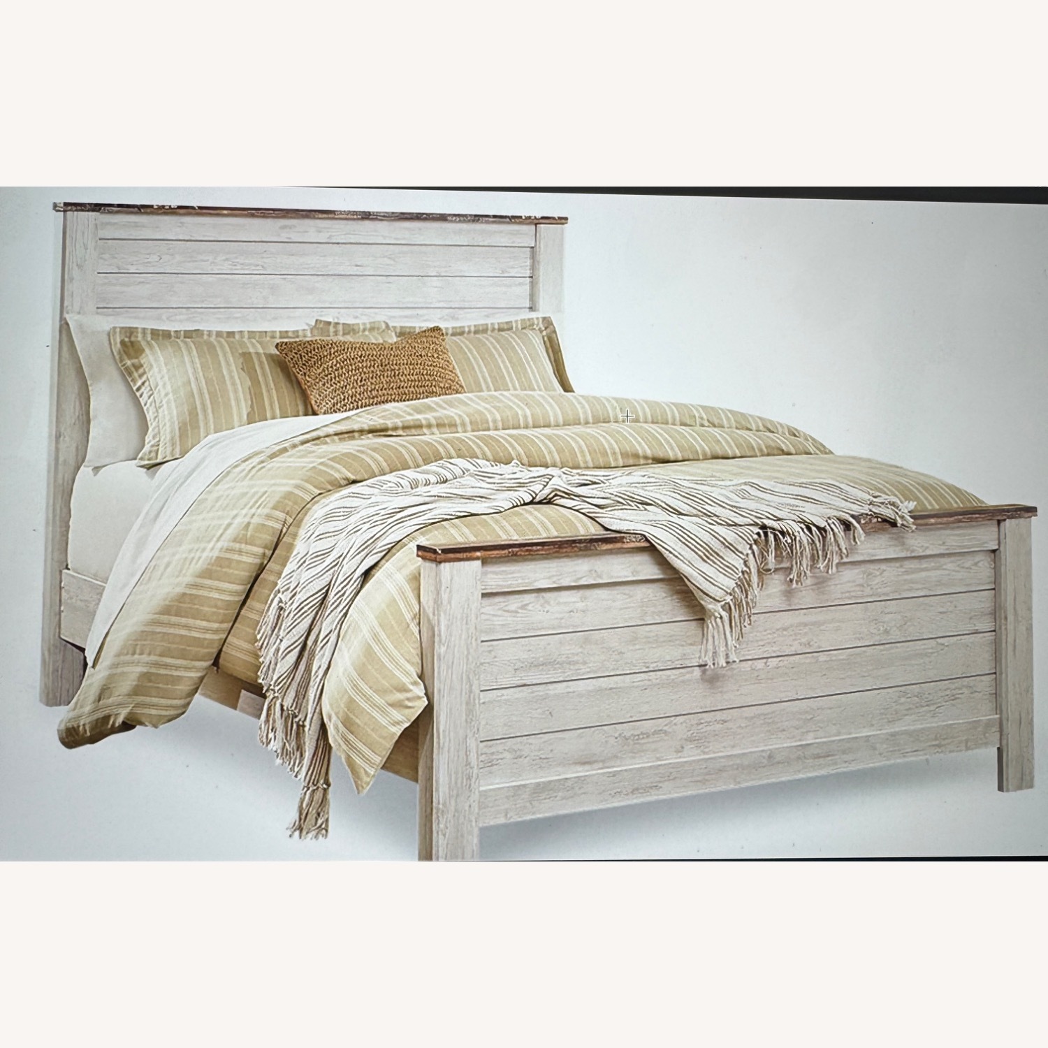 Willowton Queen Panel Bed  - image-1