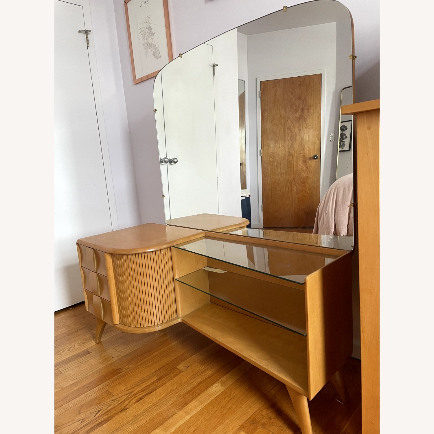 MCM Vanity and Stool by Heywood Wakefield - image-6