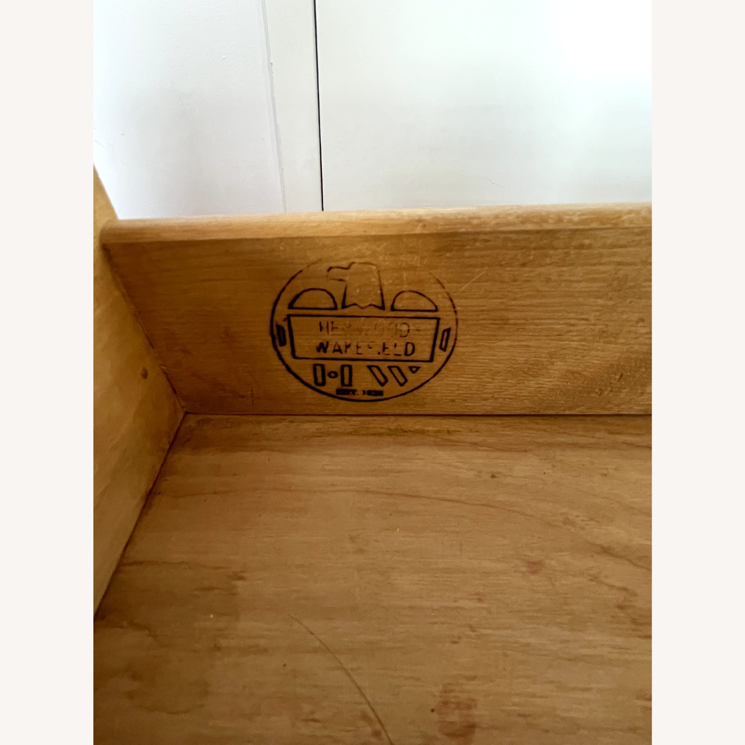 MCM Vanity and Stool by Heywood Wakefield - image-9