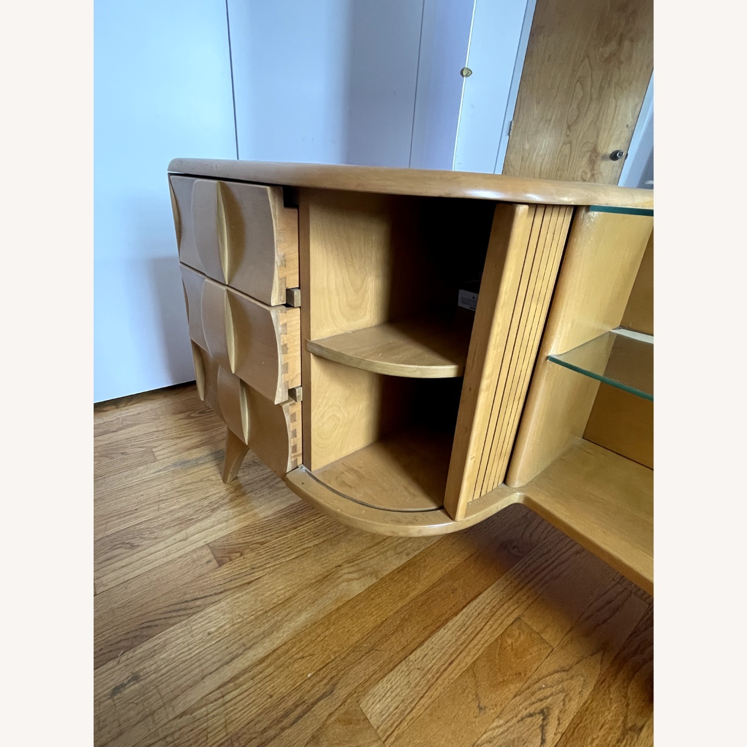 MCM Vanity and Stool by Heywood Wakefield - image-10