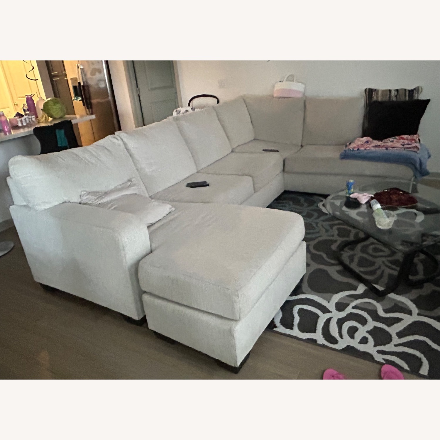 Ashley Furniture Leighelli Sectional Couch - image-6