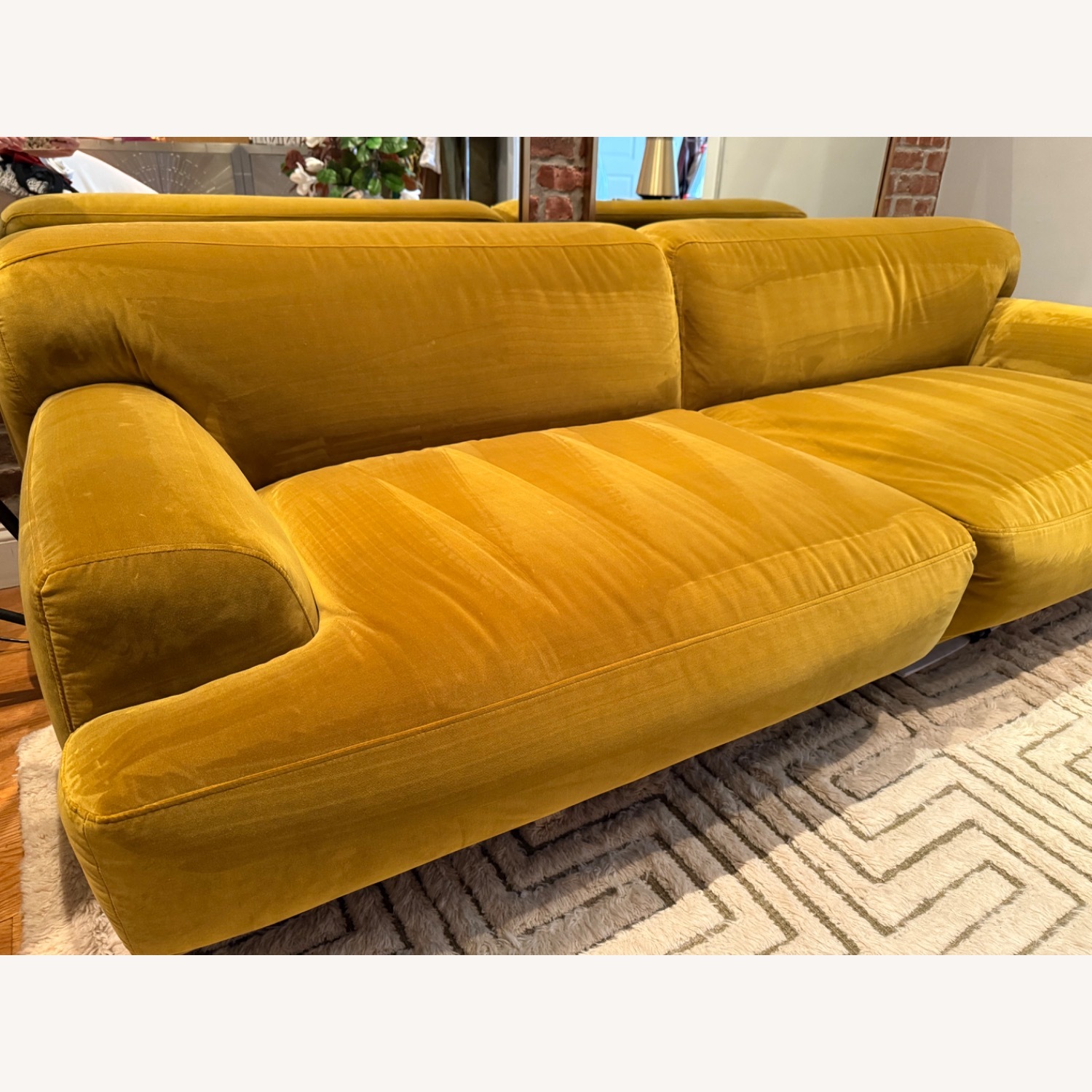 Article Abisko Yarrow Gold Velvet Sofa - image-4