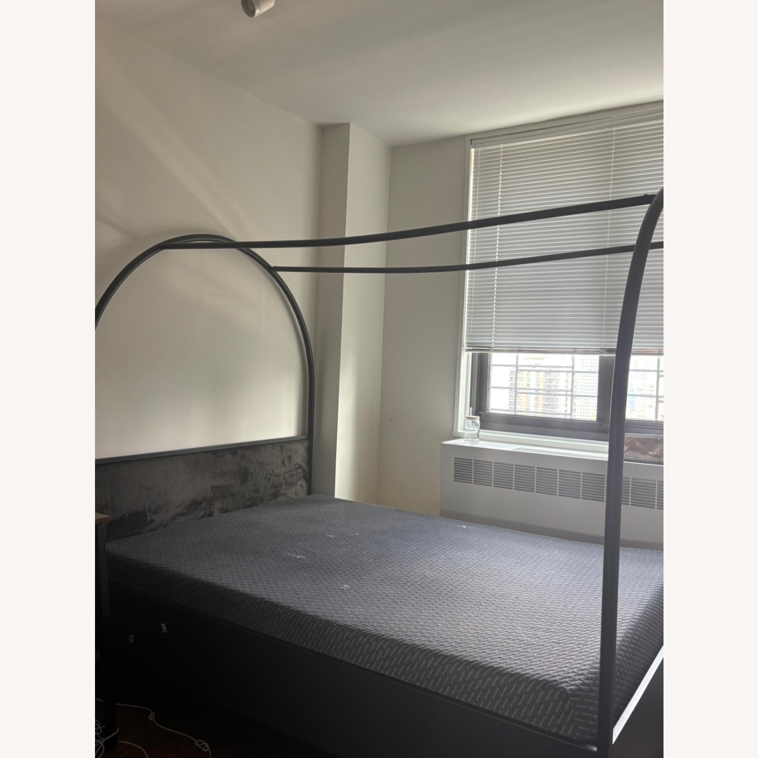 Full Canopy Bed - image-1