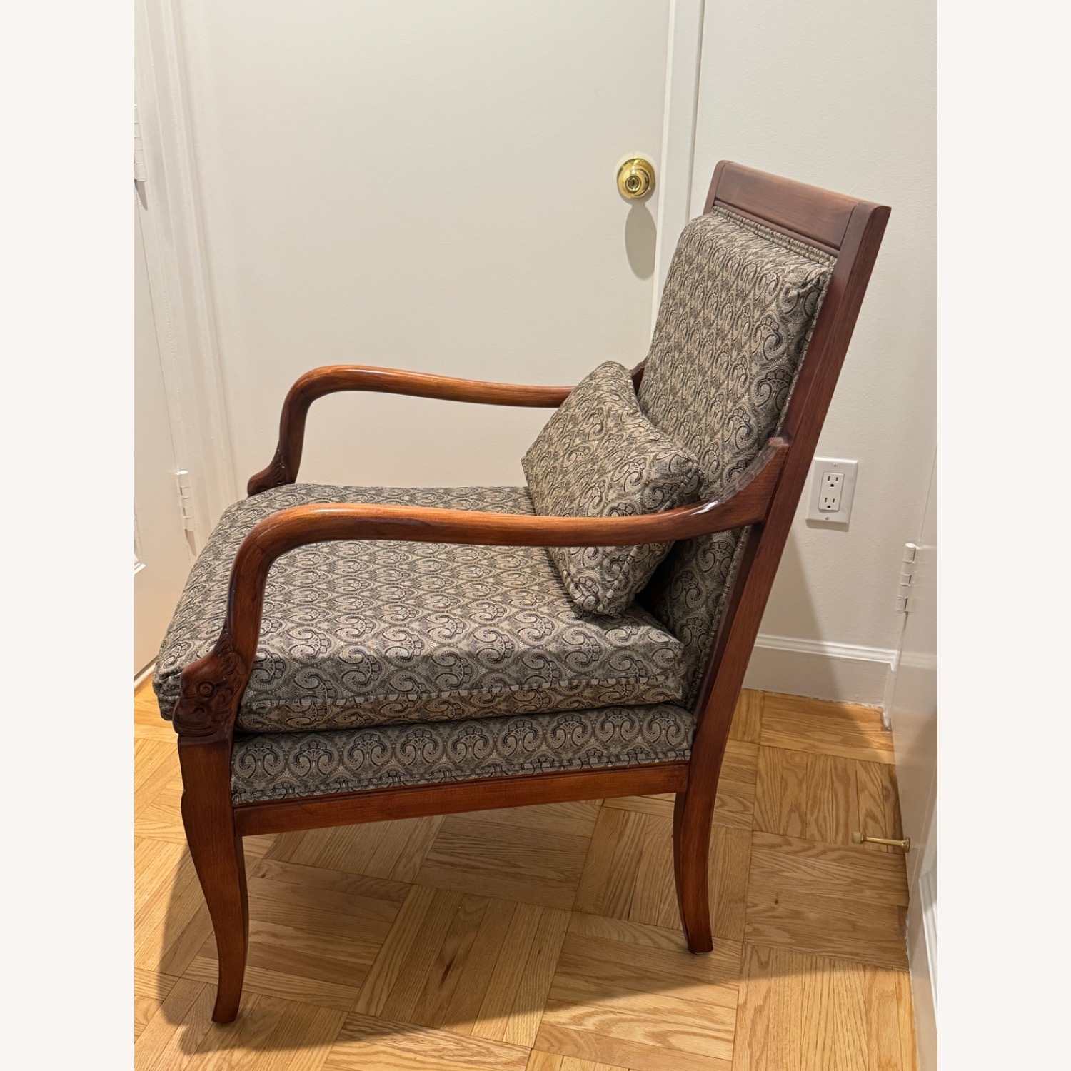 Ethan Allen Traditional Wood Accent Chairs - image-3