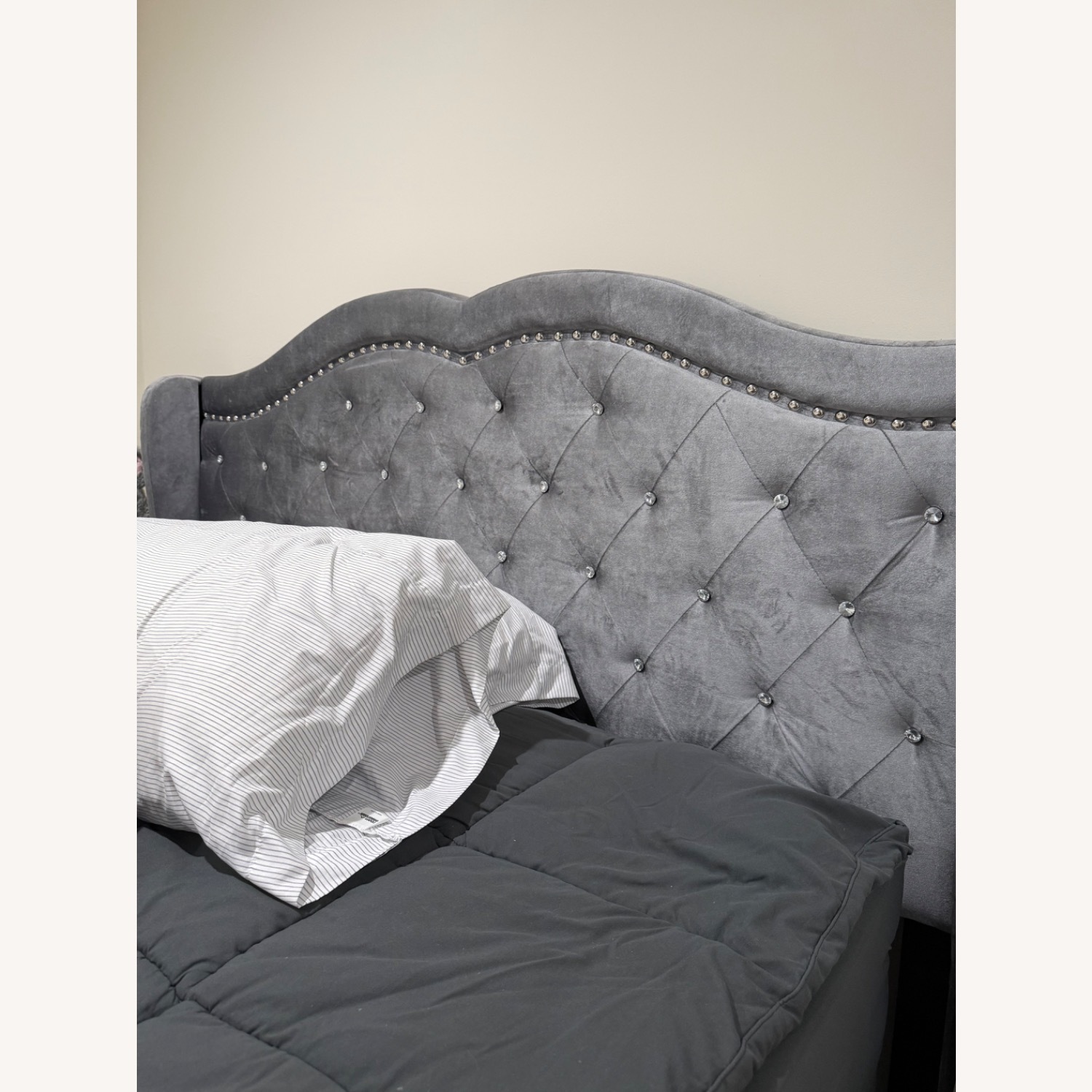 Queen Upholstered Bed - image-2