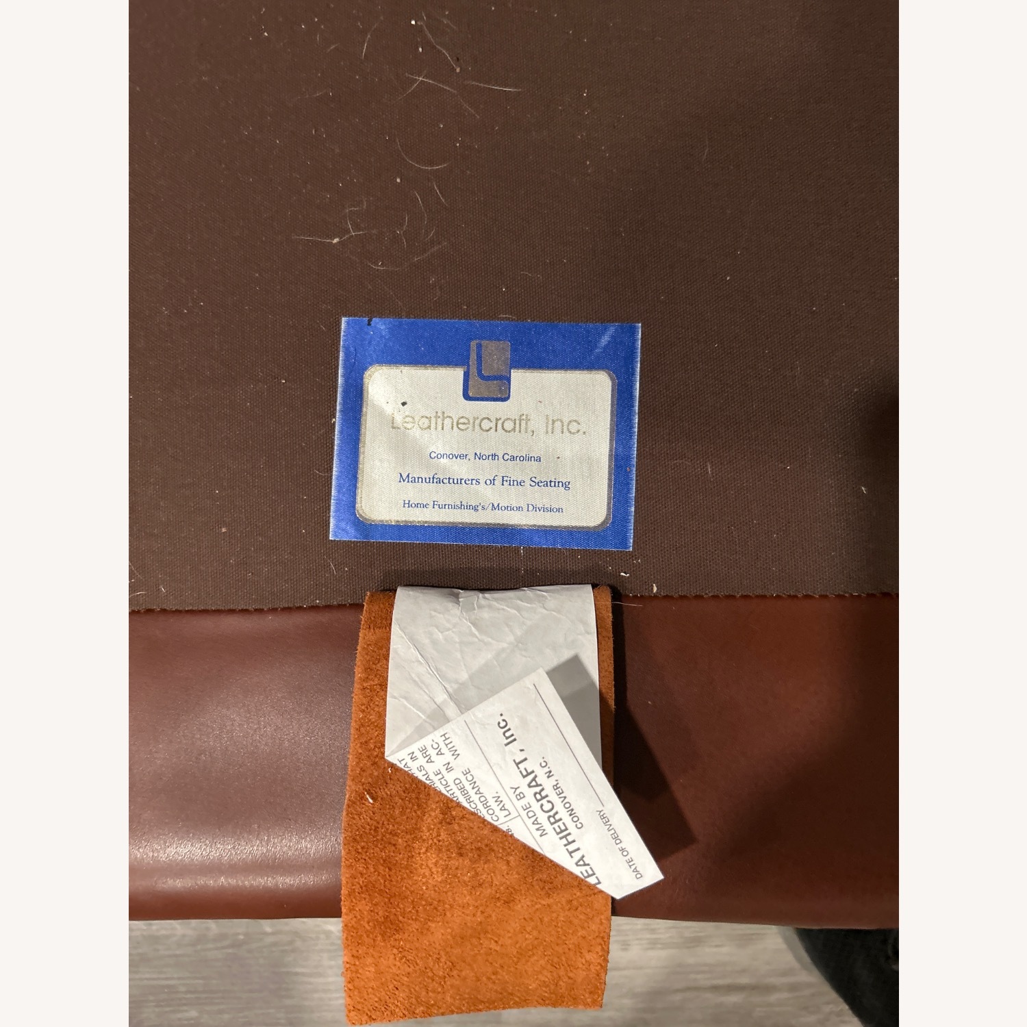 LeatherCraft Robinson Loveseat  - image-3