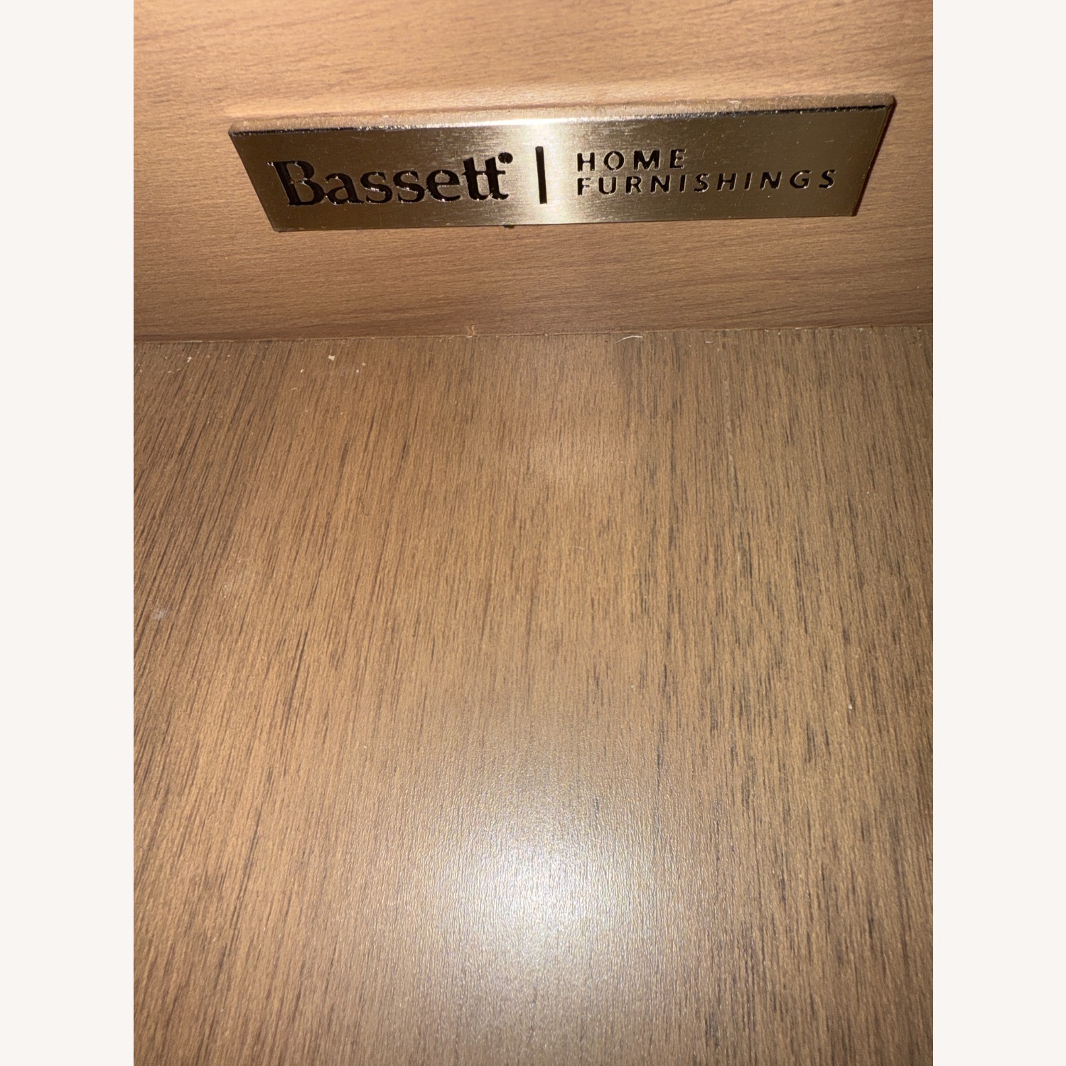 Bassett Chest with 3 Drewers - image-4