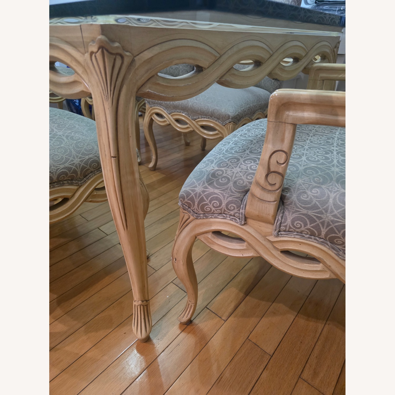 Italian Dining Table Set  - image-2