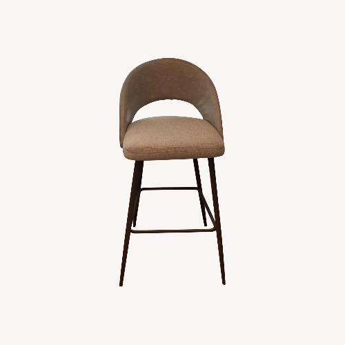 Used 3 Bar Stools for sale on AptDeco