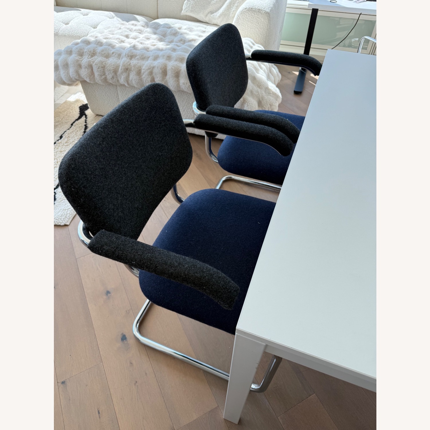 Design Within Reach Knoll Cesca Blue Armchair (x4) - AptDeco