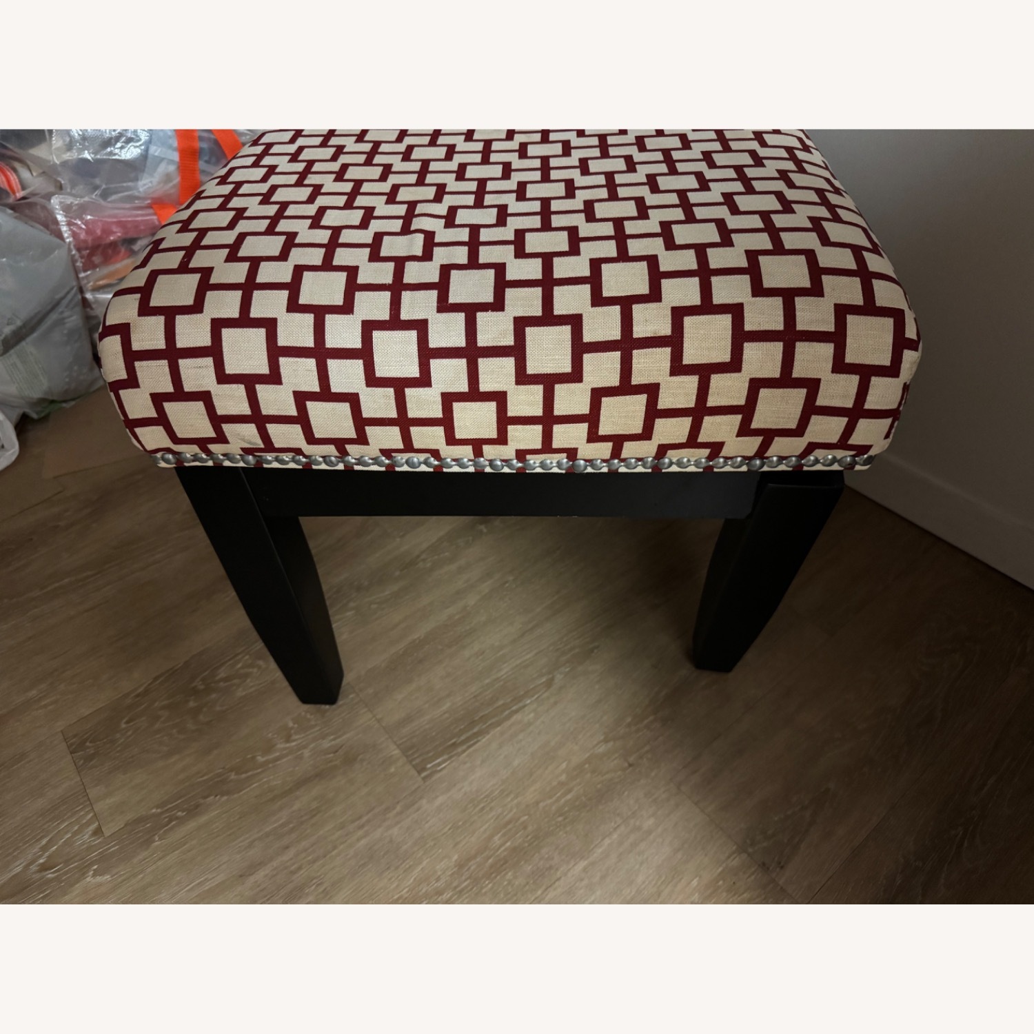  Jazzy Lookin' Chair - image-1