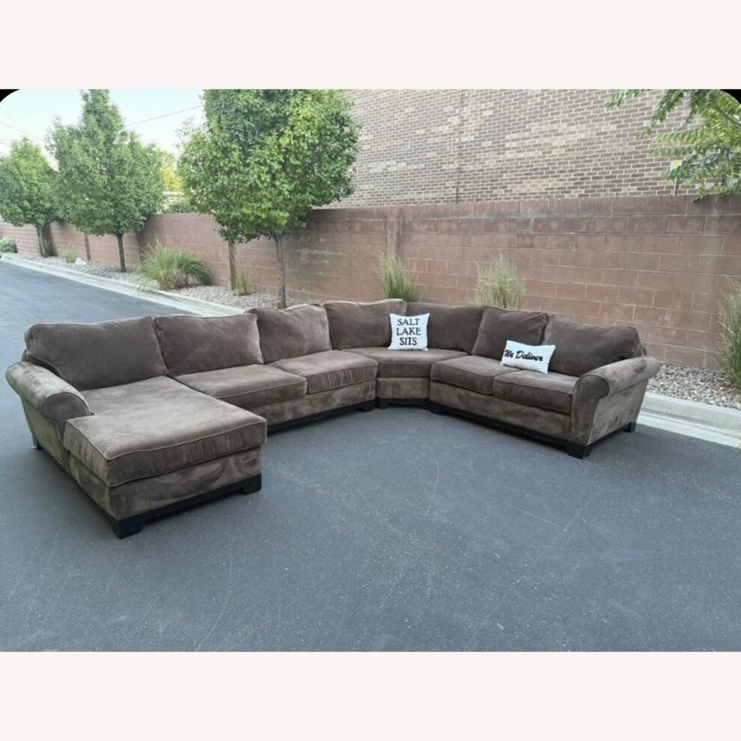 Large Comfy Sectional - image-1