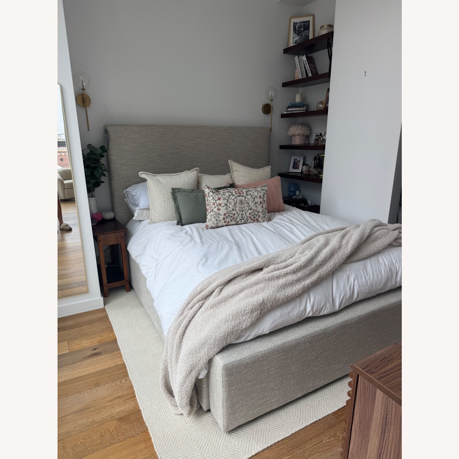 Kristiland Queen Upholstered Storage Bed - image-1