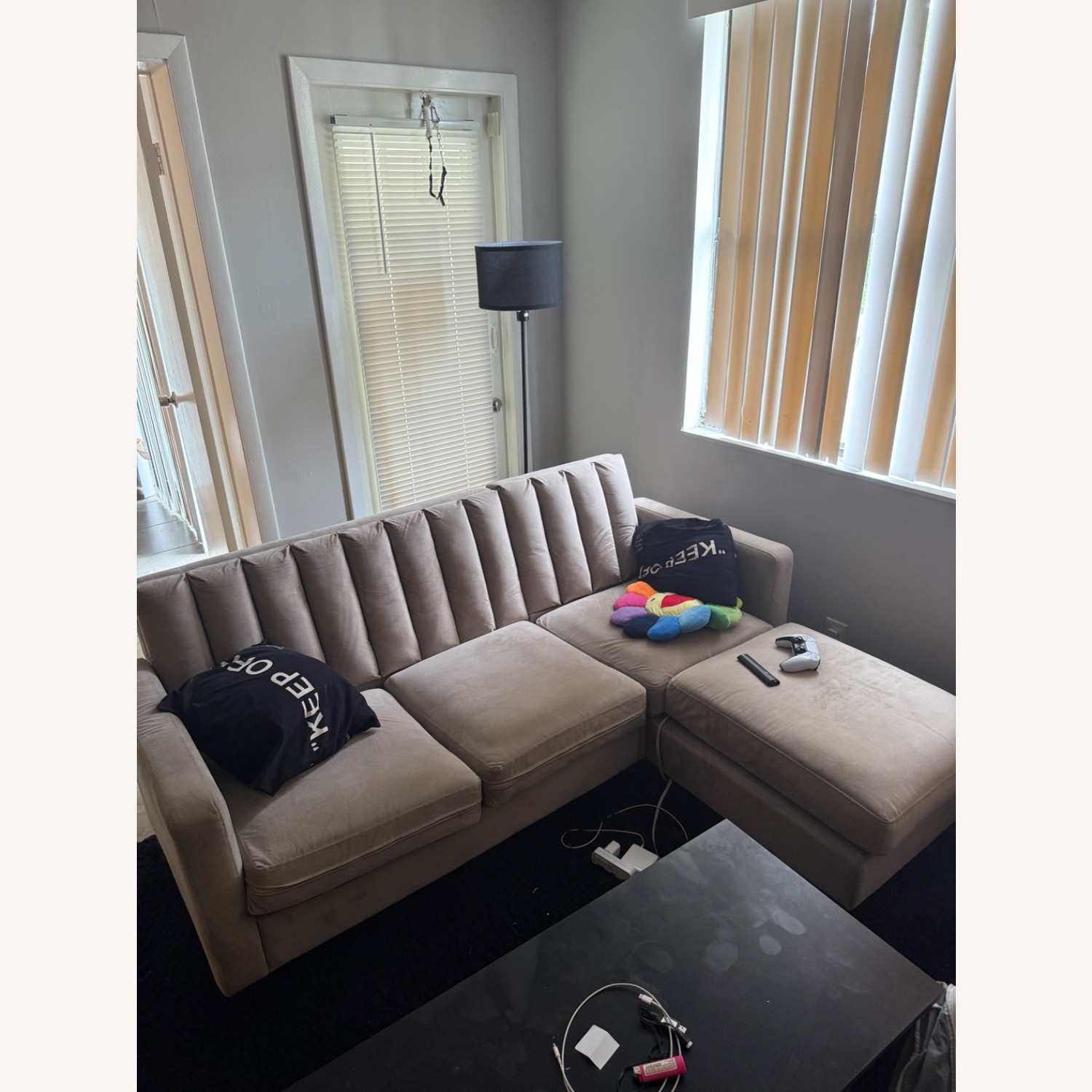 Sectional Couch - image-1