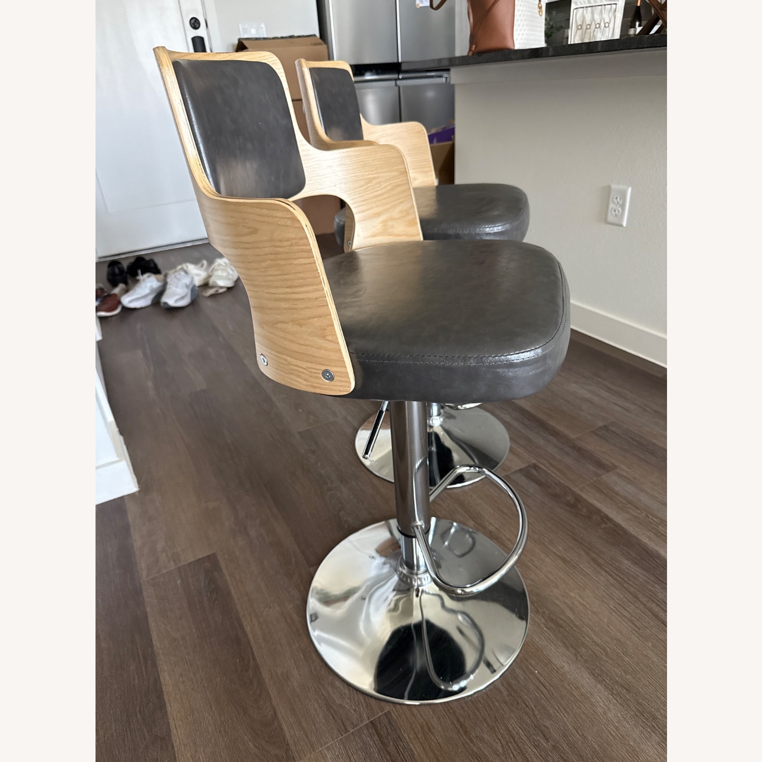 Counter Bar Stools - image-3