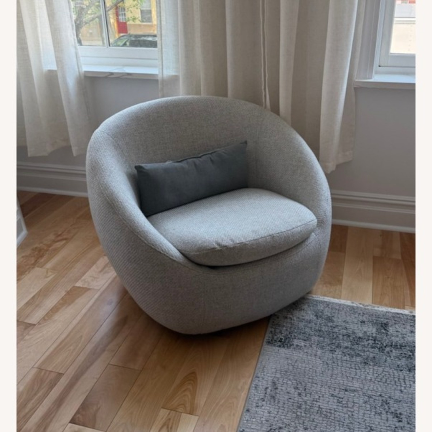 Modern Swivel Lounge Chair - image-3