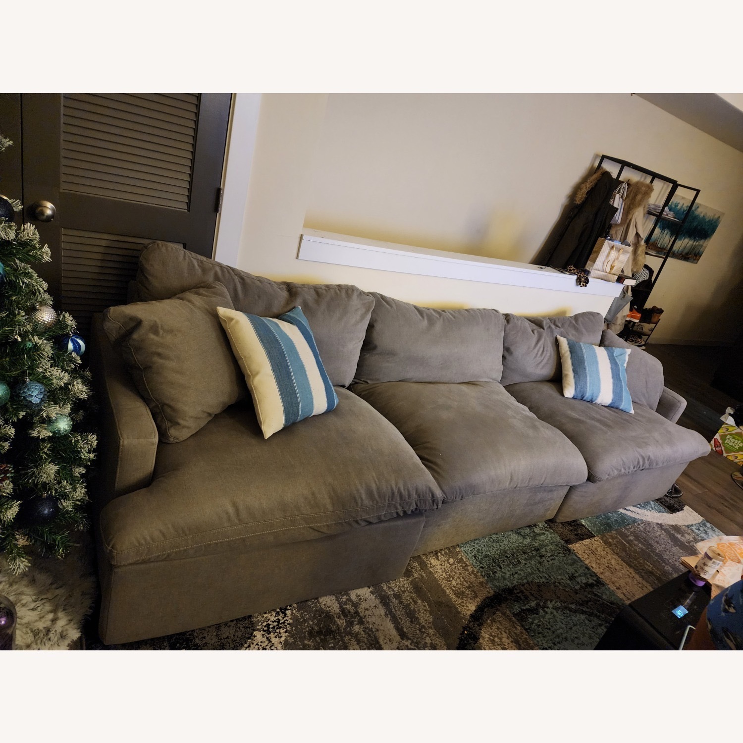 Bob's Discount Furniture Dream Recliner Couch - image-3