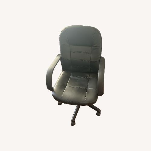 Used Ergonomic Office Chair Black - Room Essentials for sale on AptDeco