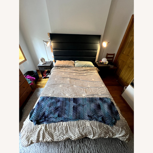 Used Modway Genevieve Upholstered Queen Bed for sale on AptDeco
