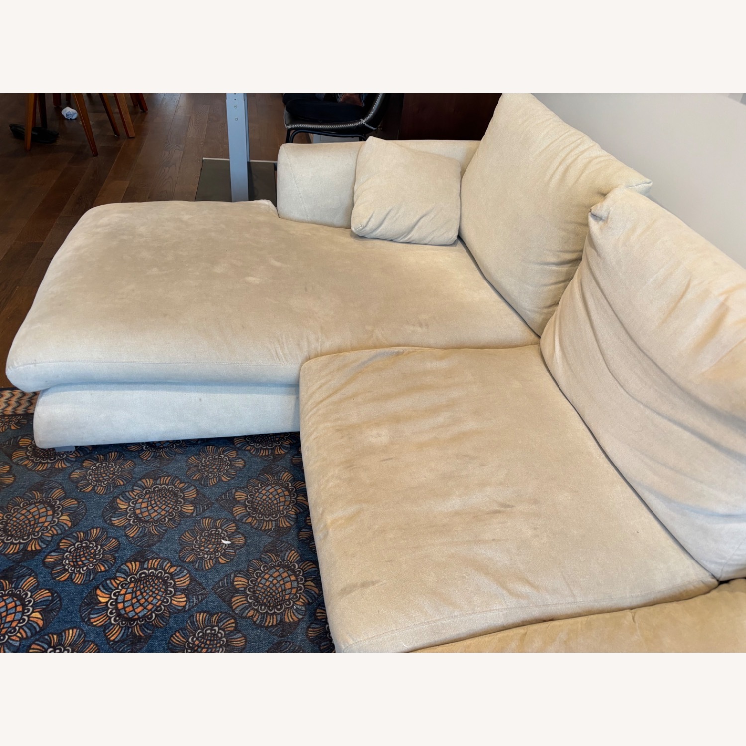 Valyou Feathers Sectional - image-2