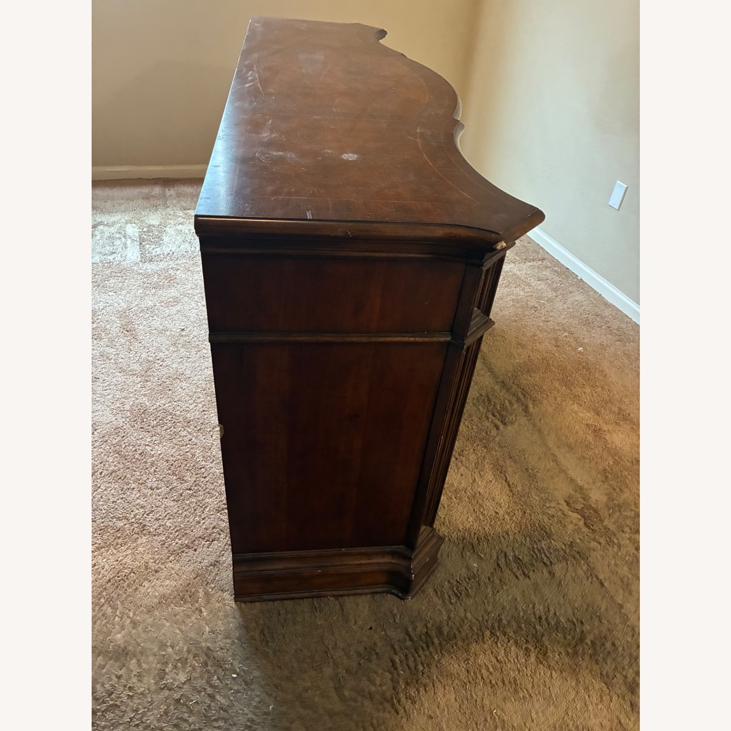 Broyhill Dresser With Mirror - image-4