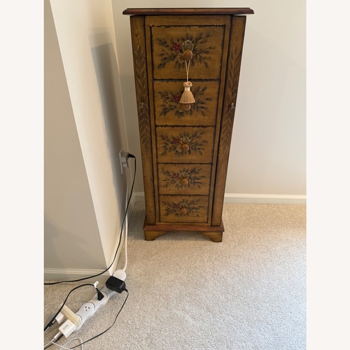 Used Jewelry Chest for sale on AptDeco