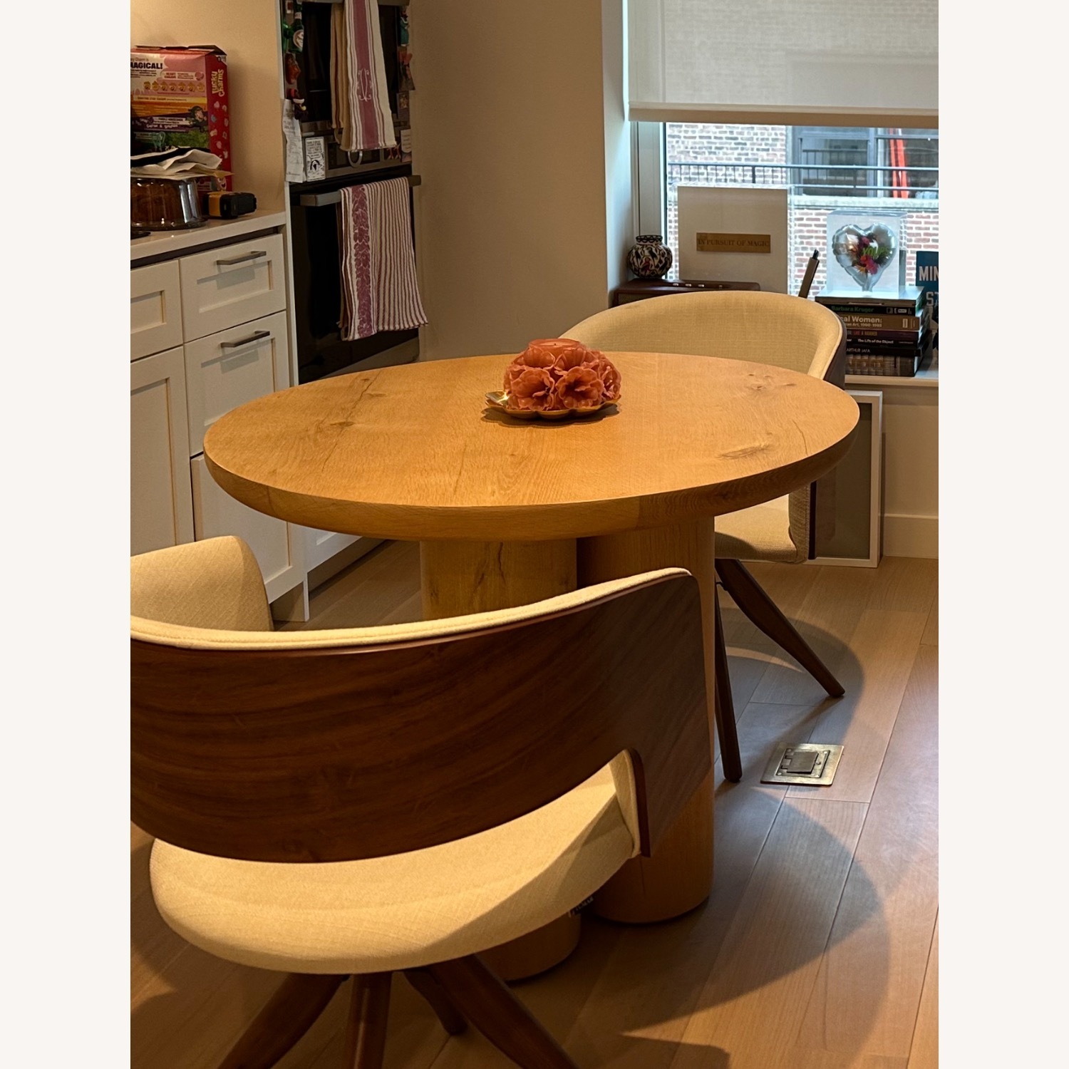 RH Oslo Cylinder Round Dining Table - image-3