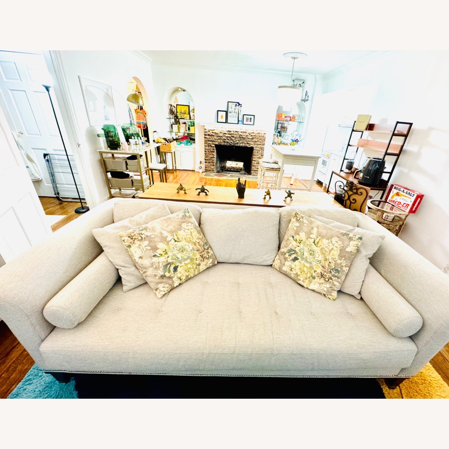 Raymour & Flanigan Light Gray Sofa - image-22