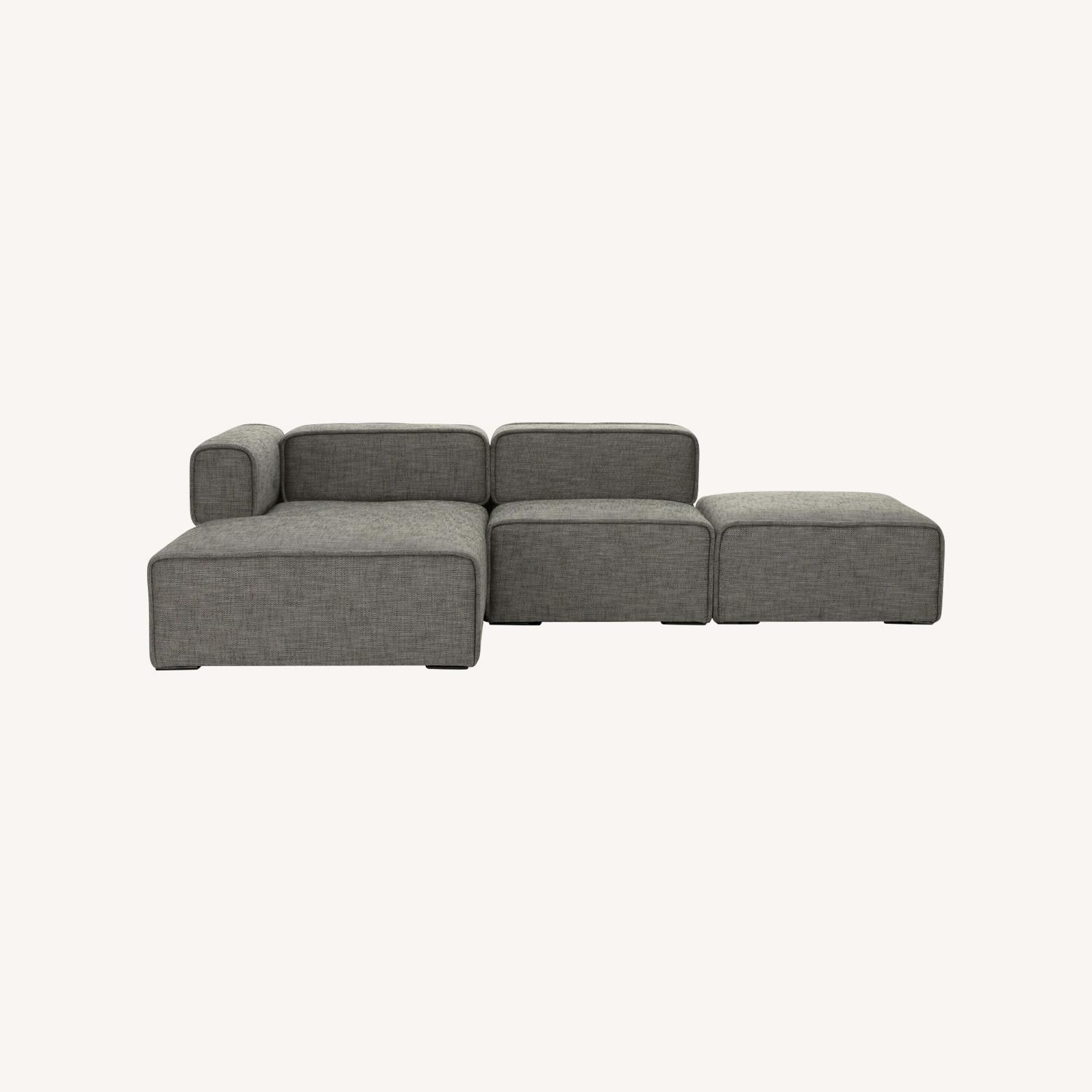 Article Quadra Gray 2-piece Sectional - image-0