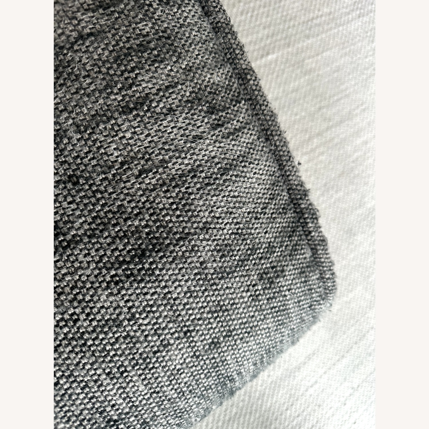 Article Quadra Gray 2-piece Sectional - image-3