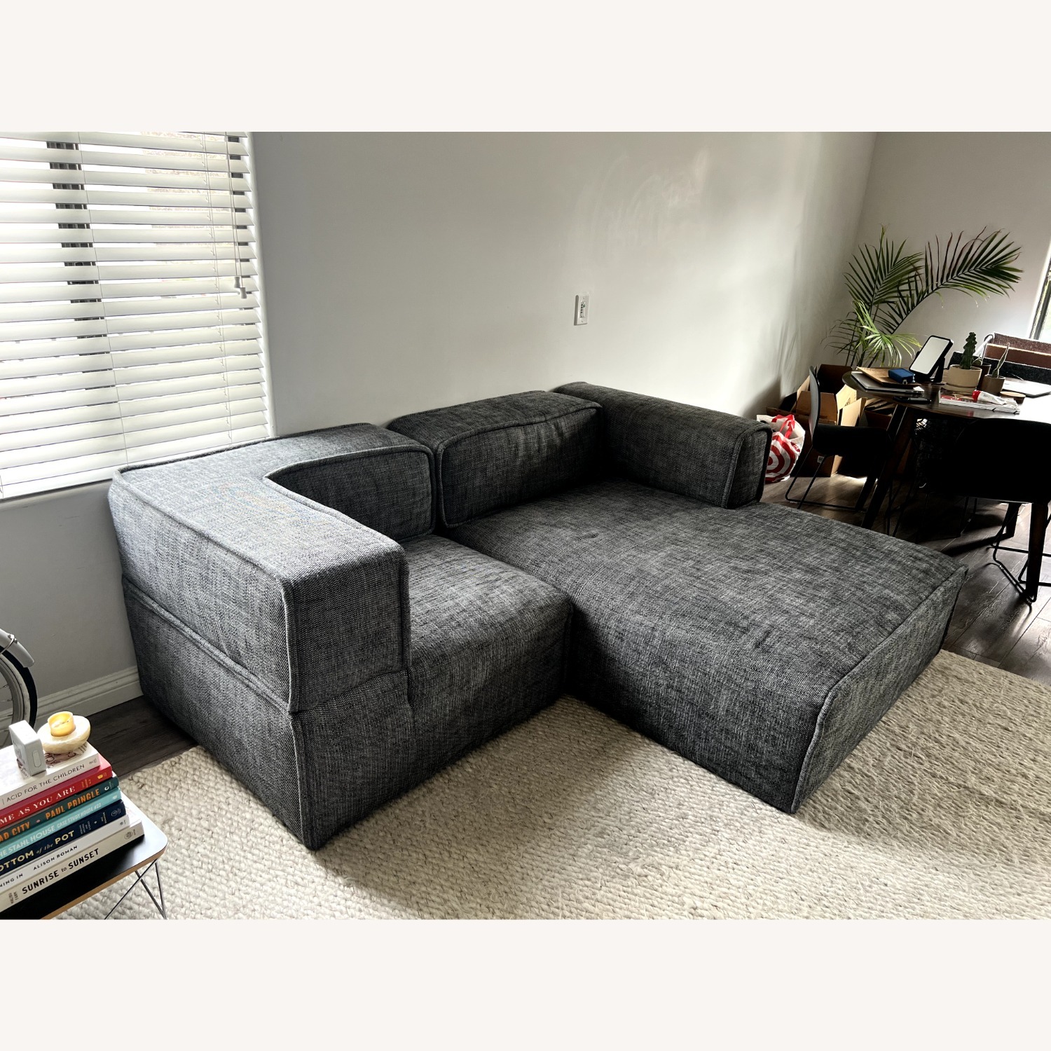 Article Quadra Gray 2-piece Sectional - image-2