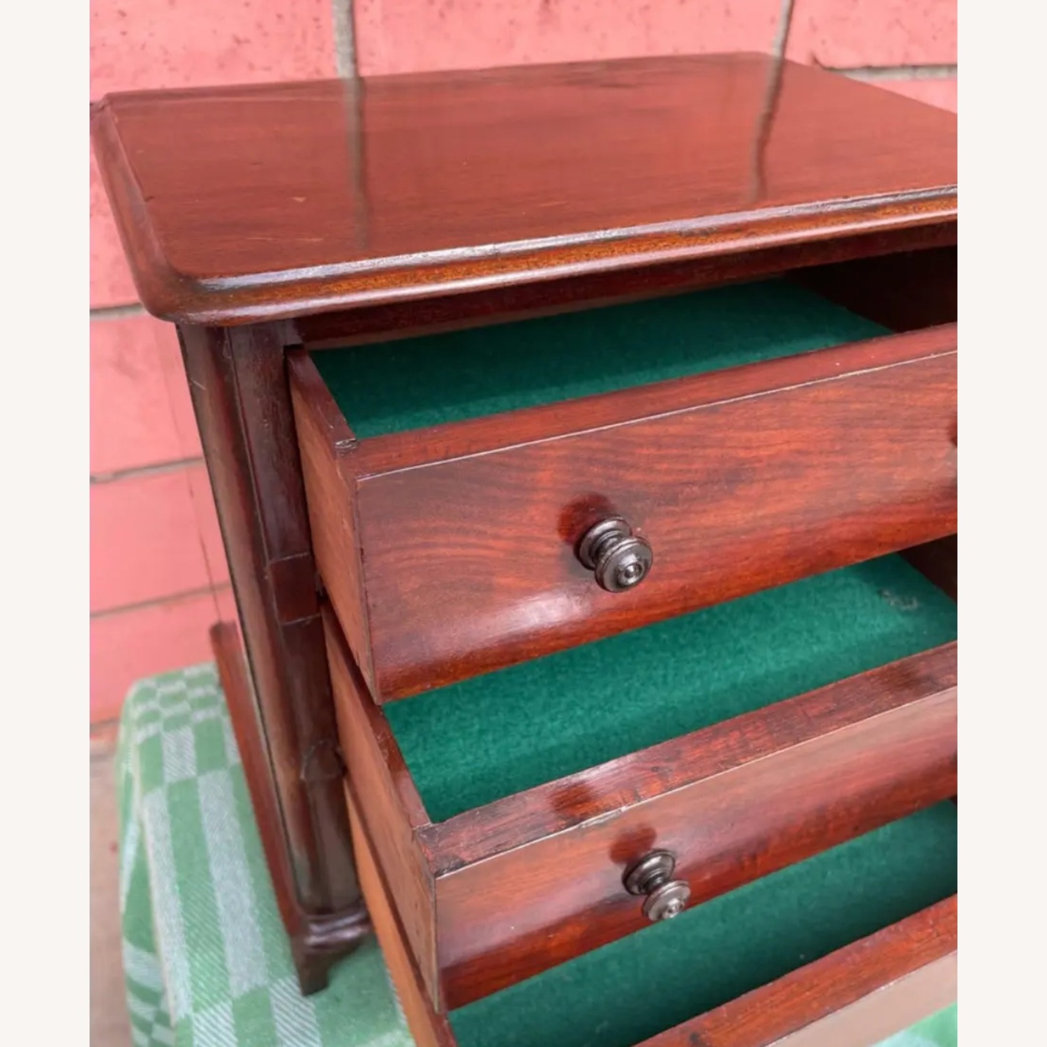Miniature 3 Drawer Chest - image-3