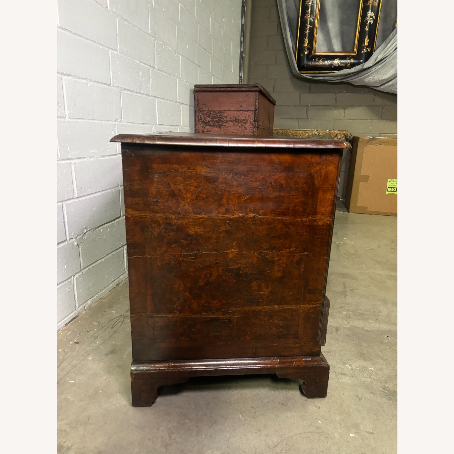 Lady's Dressing Table Kneehole Desk - image-3