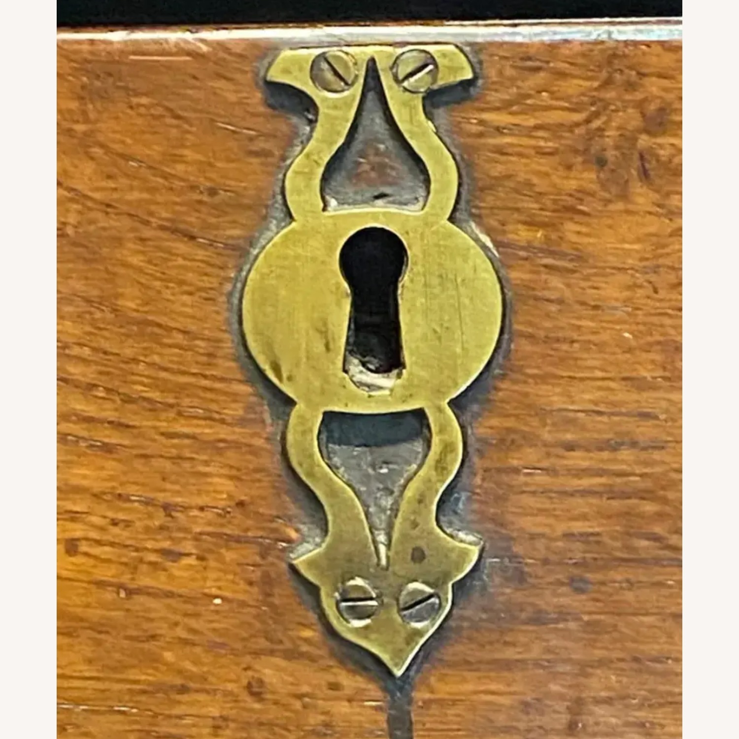 English 18th Century Oak Georgian Sideboard - image-5