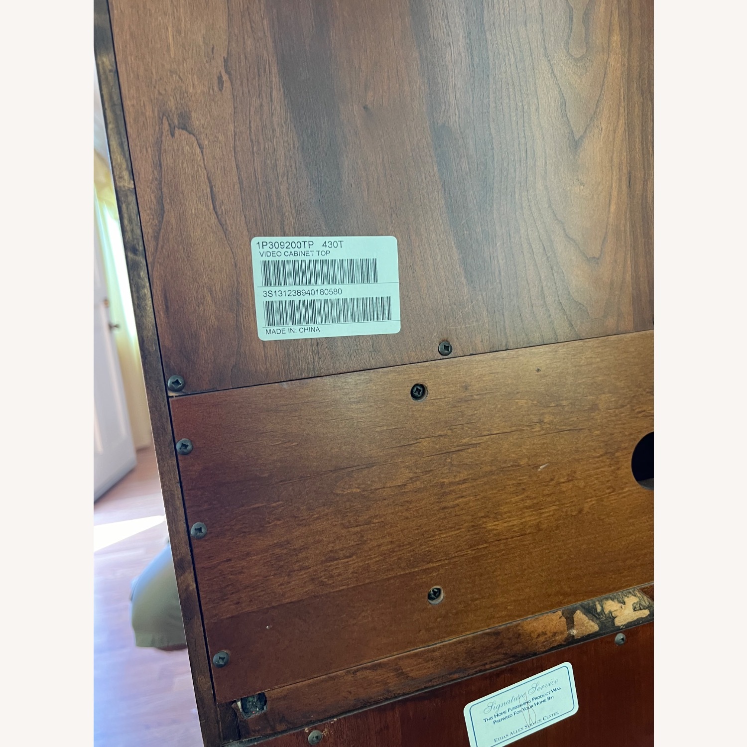 Ethan Allen TV Media Center With Storage - image-7