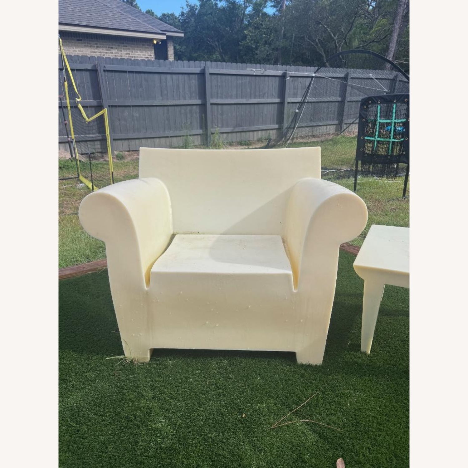 Kartell Bubble Club Table by Philippe Starck - image-2