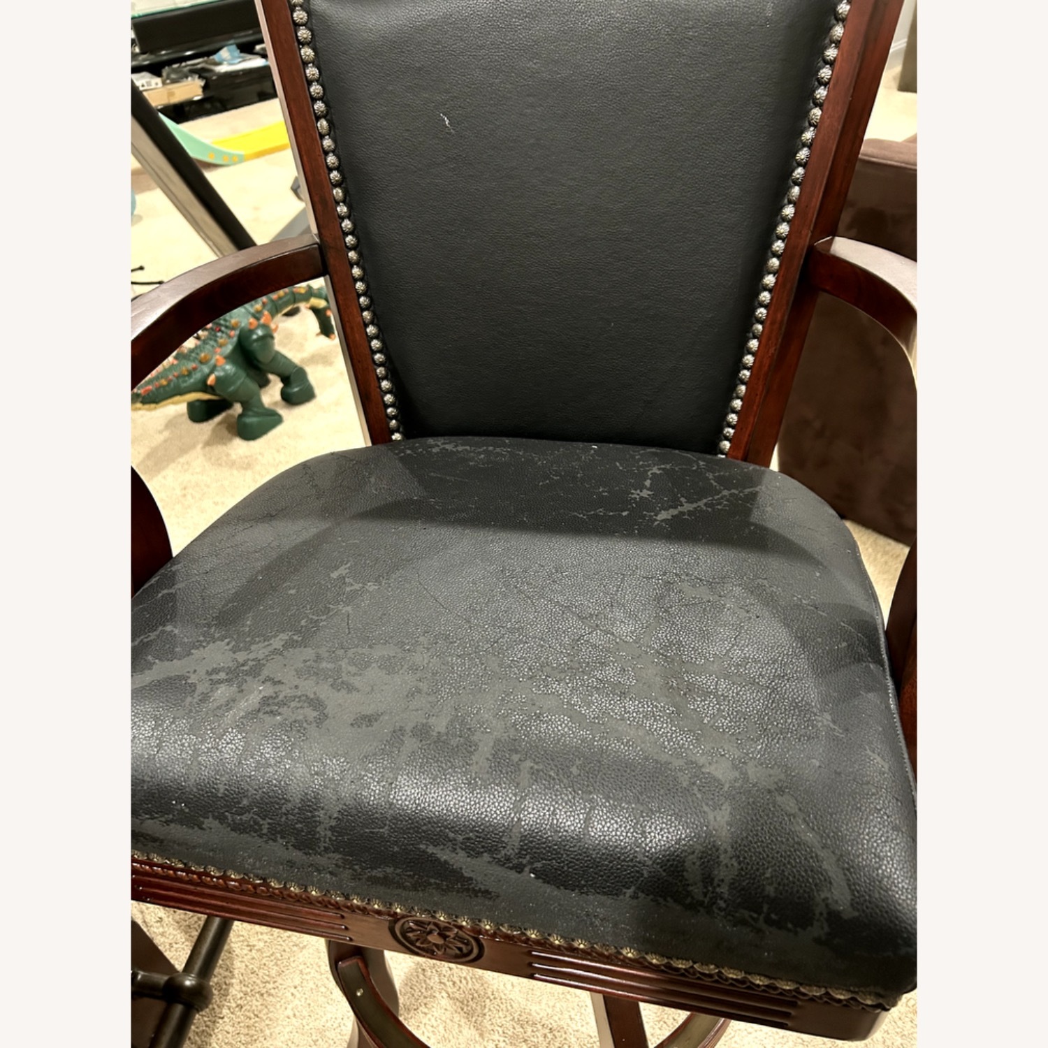 Wooden Bar with 2 Stools - image-4