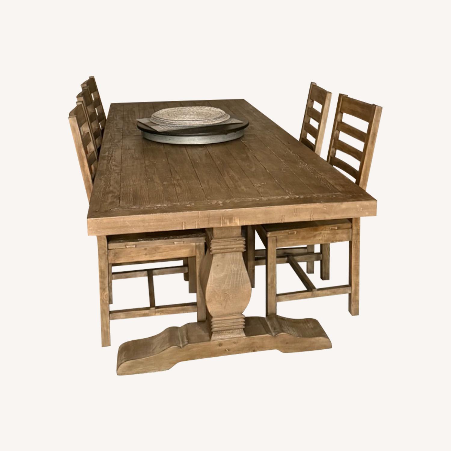 Kitchen Dining Table and 6 Chairs - image-0