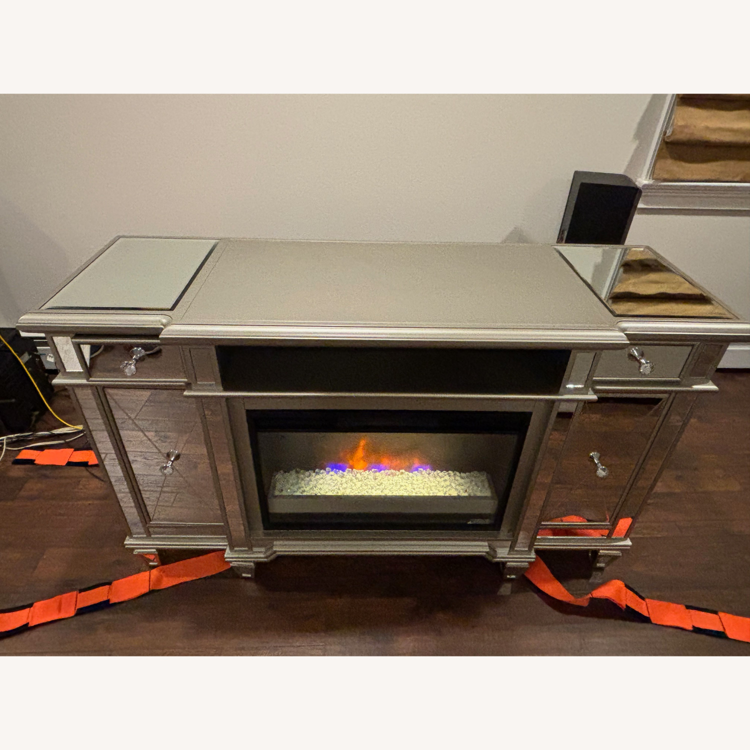 Salon Media Console/Fake Fireplace/Space Heater - image-4