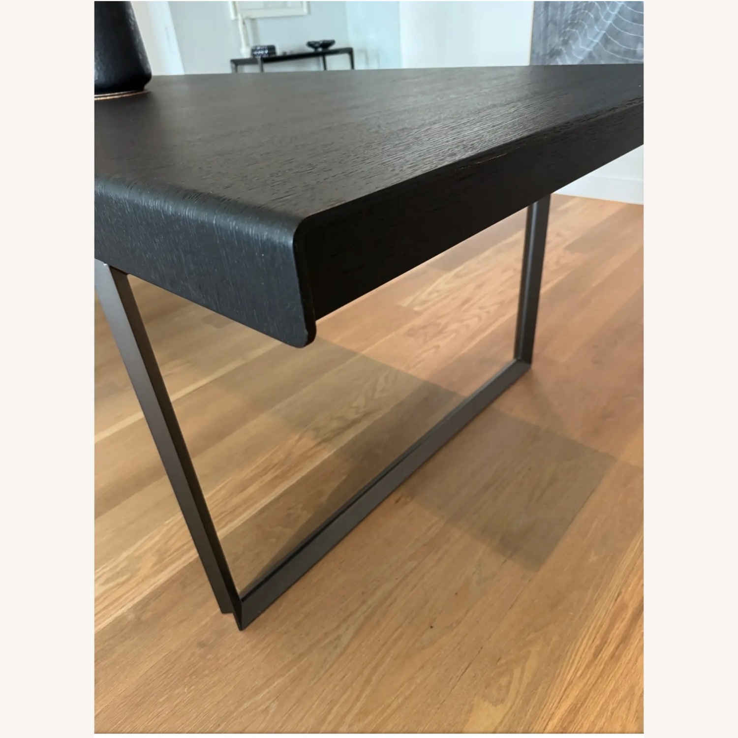 B&B Italia Athos Extendable Dining Table - AptDeco