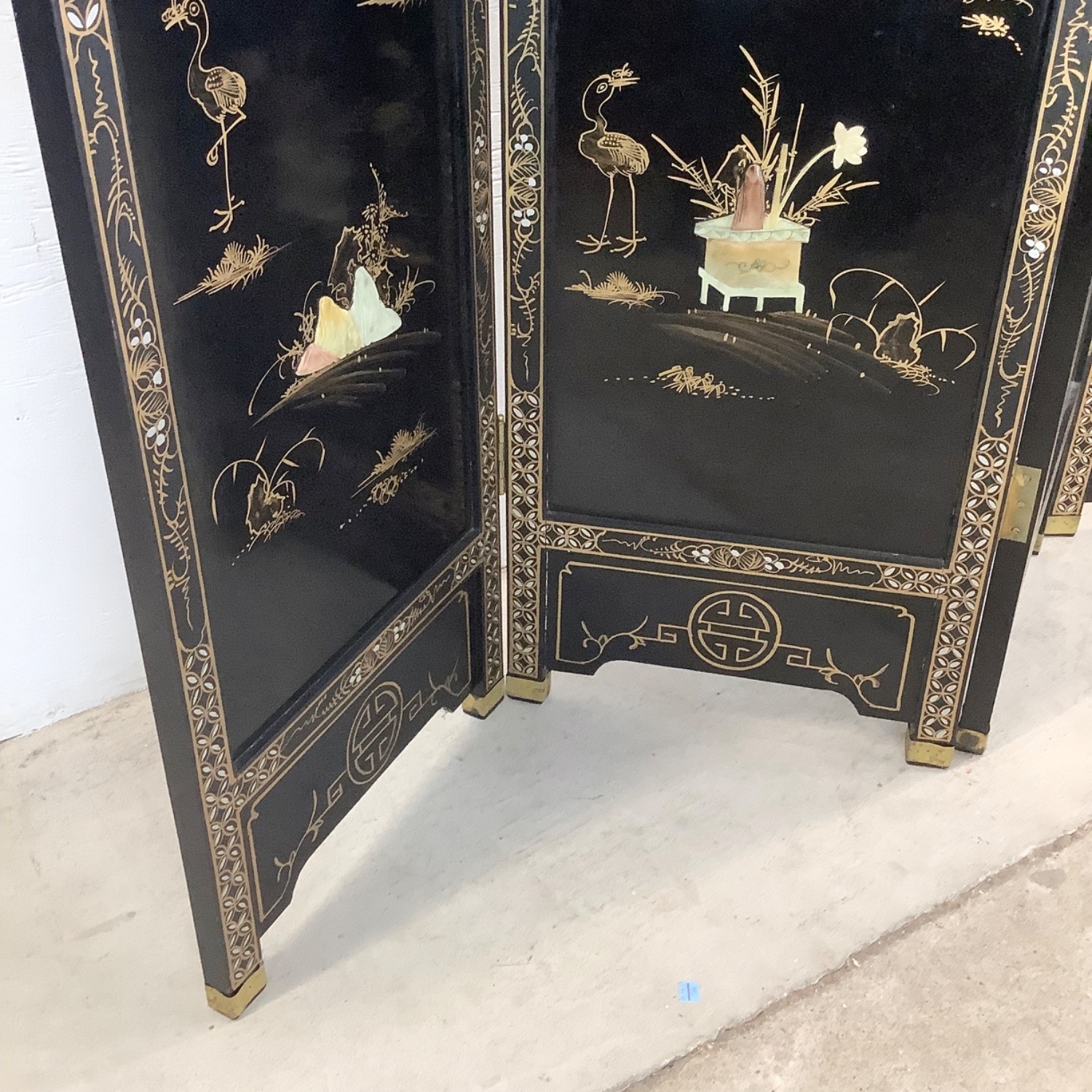  Vintage Hand-Painted Chinoiserie Folding Screen - image-13