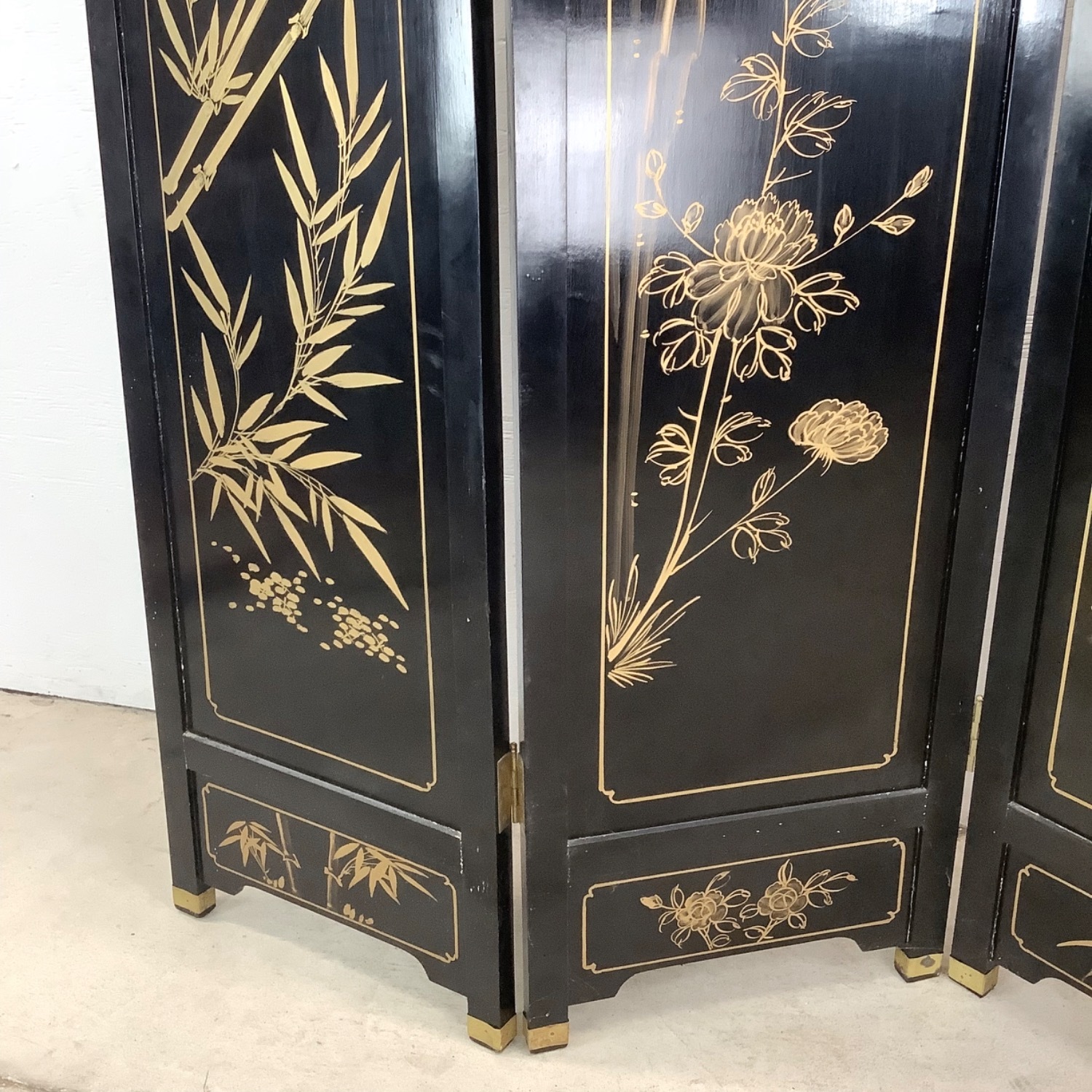  Vintage Hand-Painted Chinoiserie Folding Screen - image-22